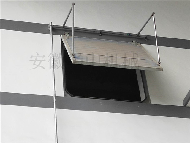 Grain warehouse air tight insulating door and windows