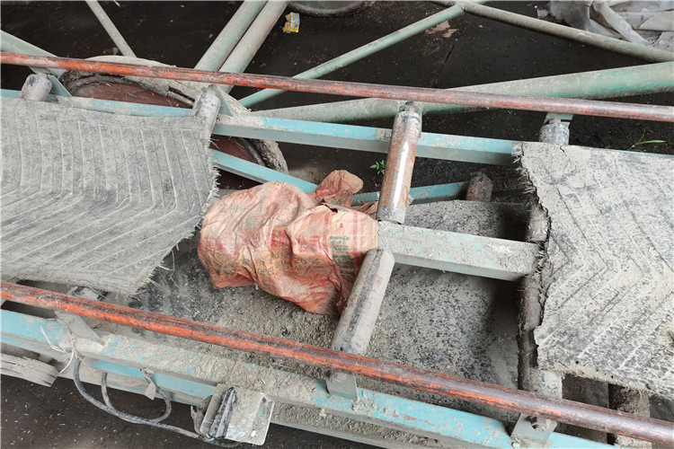 unqualified product conveyor belt