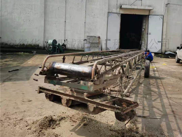 Repairing case of mobile steering grain throwing belt conveyor in local grain depot of JiangXi