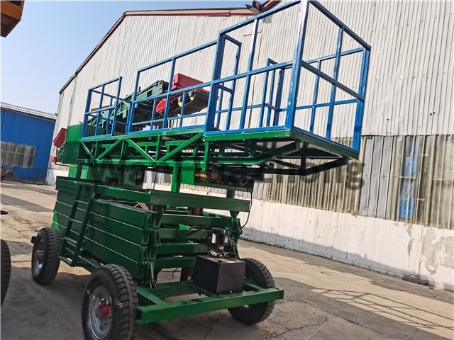  Telescopic mobile scissor lift table
