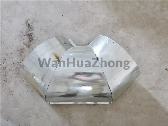 Ground cage ventilation duct