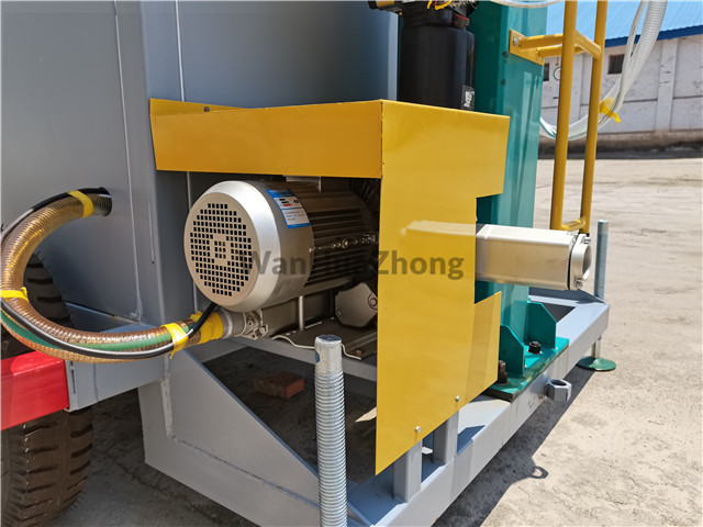 motor of mobile grain truck probe