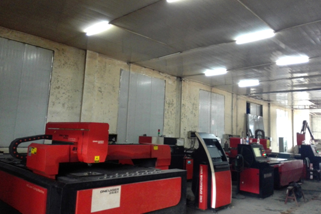 Tube plate integrated laser cutting machine of HuaZhong1