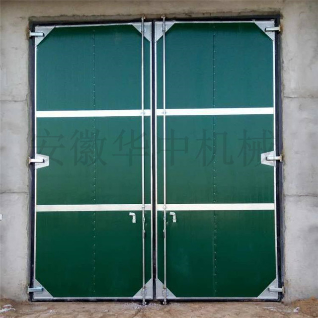 Grain warehouse air tight insulating door and windows