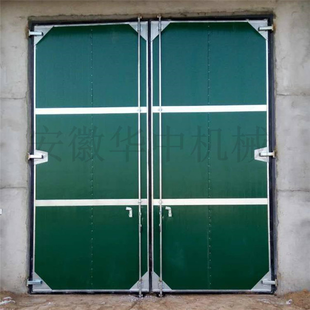 Grain warehouse air tight insulating door and windows