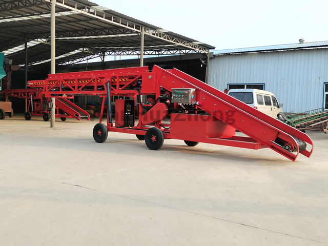 mobile loading conveyor in grain warehouse