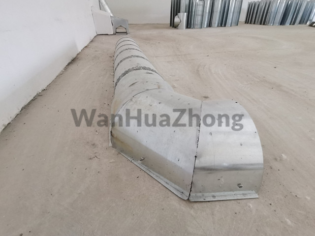 Ground cage ventilation duct