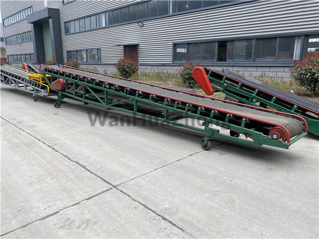 Mobile horizontal belt conveyor 
