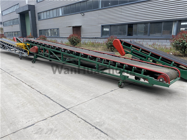 Mobile horizontal belt conveyor 