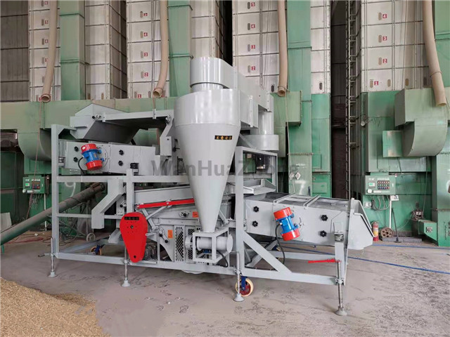 Air Sieve Specific Gravity separator （single specific gravity）in use