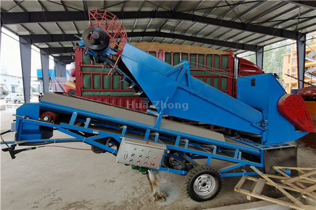 Multi-function Grain loading Scraperin local of project
