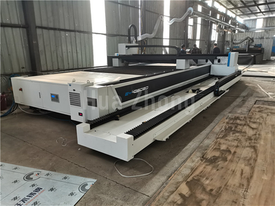 Fiber laser cutting machine of HuaZhong1