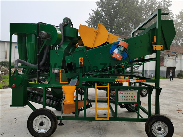 New composite clear grain vibrating screen arrived in the grain library