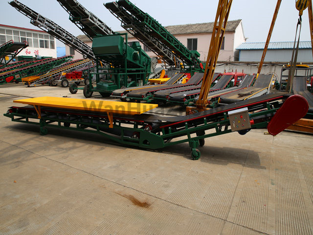 Bulk grain unloading belt conveyor