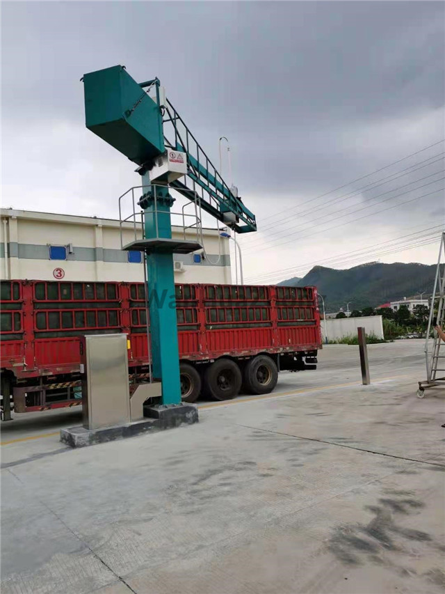 Intelligent grain truck probe