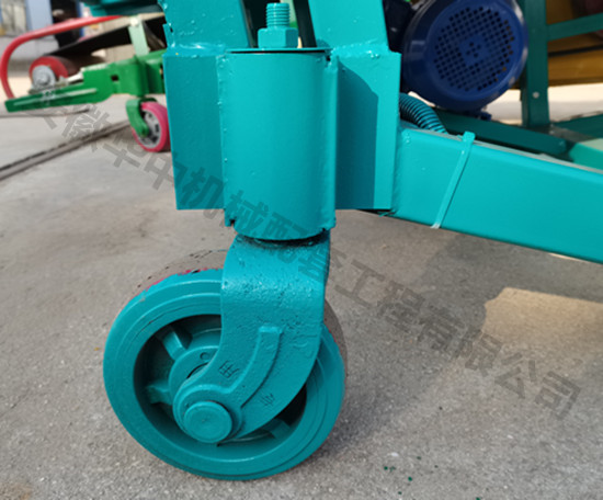 universal wheel of the telescopic belt conveyor