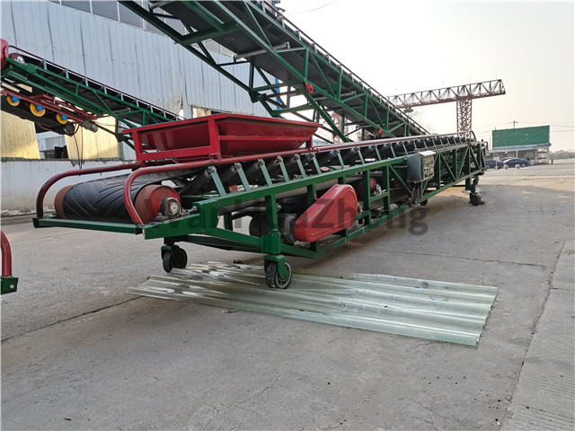 Mobile horizontal telescopic belt conveyor 